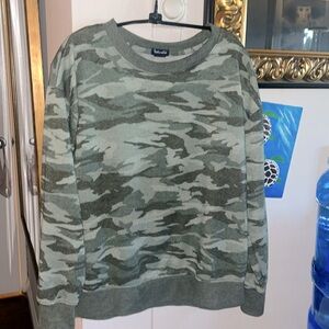 SPLENDID CAMO SWEATSHIRT/ S🤍
